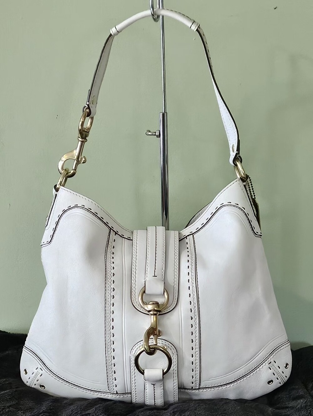 Coach Vintage Hamptons Hobo Shoulder Bag